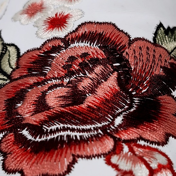 Vionic‎ Rose Floral Embroidered Slip On Comfort Shoe Womens 8.5 White Leather - Picture 9 of 9